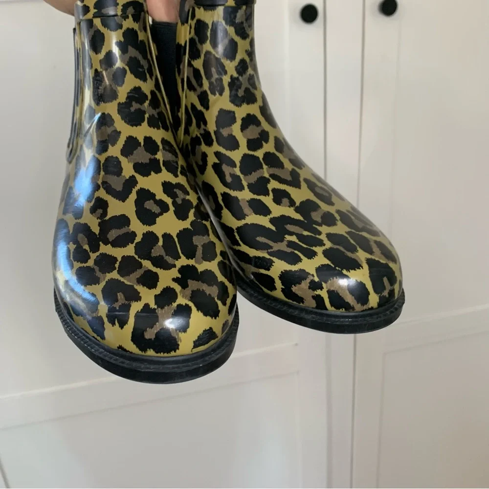Old Navy 1” heel